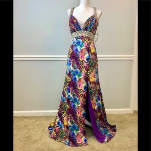 SALE! NWT SHOWTIME COLLECTION FORMAL DRESS Sz 8